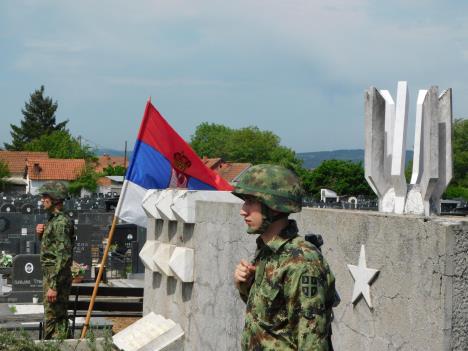 loznica--na-partizanskom-groblju.jpg