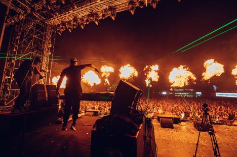 afrojack-photo-by-marko-ristic--zamrznutitonovi.jpg
