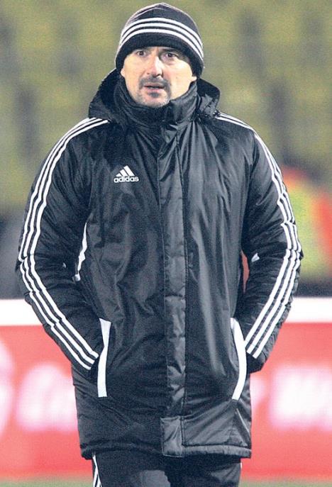 vladimir-vermezovic-partizan-kazna-kaznio-sebe-zakasnjenje.jpg