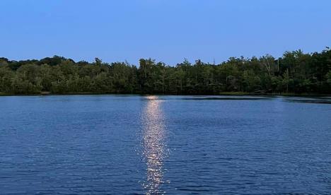 jezero-u-americi-na-kom-su-spasili-zenu-i-dete-foto-privatna-arhiva.jpg