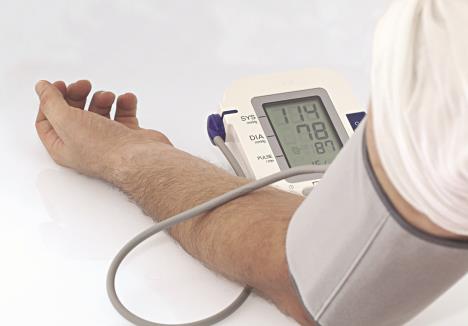 merenje-pritiska-stockphotobloodpressure107736917.jpg