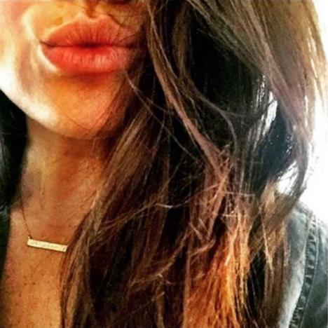 meghan-markle-necklace-instagram.jpg