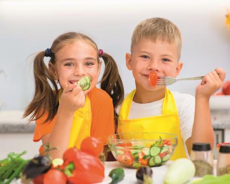 uz-jako-je-bitno-jacati-i-odrzavati-imunitet-kvalitetnom-ishranom--stockphotohappychildreneatvegetablesinthekitchen726014872.jpg