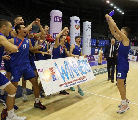 radost-srednjkoskolaca-srbije-posle-pobede-u-hali-sportova-nad-turskom--foto-ssss-m.rasic.jpg