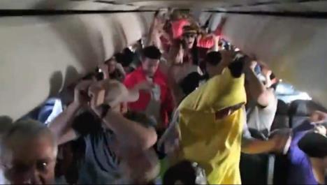 harlem-shake-u-avionu.jpg