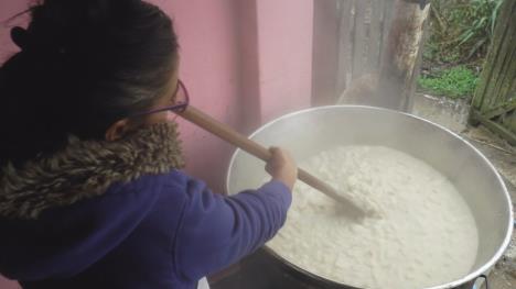 Za pripremu čvaraka neophodan je kazan