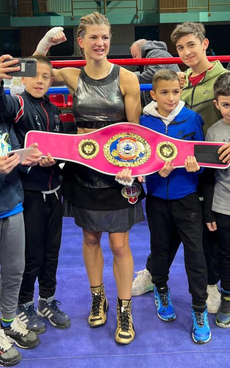 jelena-janicijevic-wbo-sampionka-evrope1.jpg