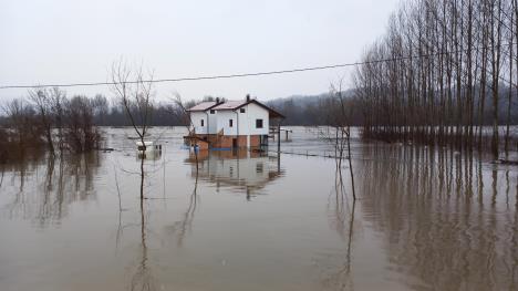 loznica--drina-pravi-probleme.jpg