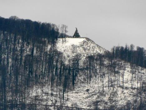 loznica--gucevo-kod-spomenkosturnice.jpg