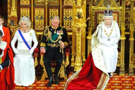 camilla-parker-bowls-king-carls-queen-elizabeth-profimedia0195423497.jpg