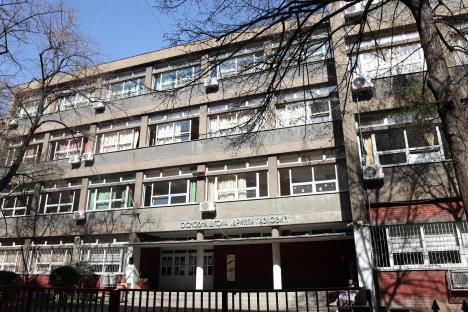 makron-petar-aleksic.jpg