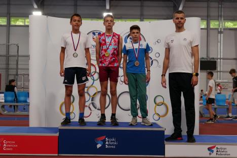 medalje-za-najbolje-osnovca--foto-jovan-markovic.jpg