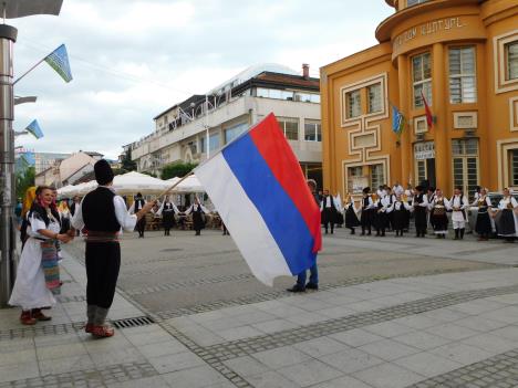 loznica--u-znaku-igre-i-pesme.jpg