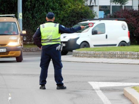 loznica--mnogo-posla-za-saobracajce.jpg