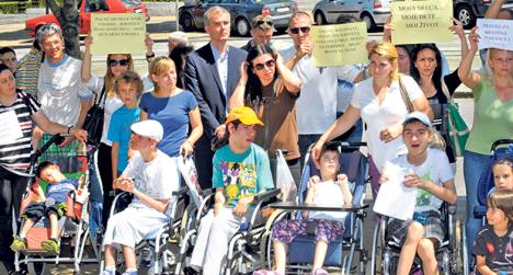 bolesna-deca-deca-sa-invaliditetom-nebojsa-stefanovic.jpg