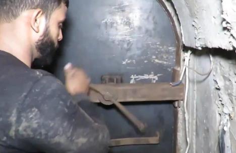 20231218-08-32-171-israel-defense-forces-on-x---exposed--the-biggest-hamas-terrorist-tunnel-dis.jpg