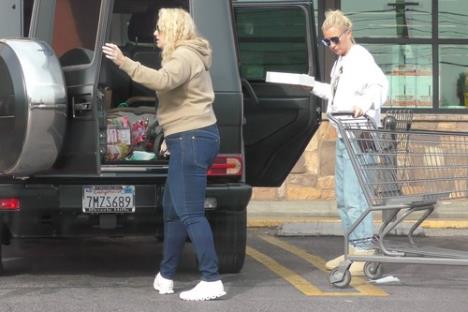 Rebel Vilson, Ramona Agruma sa ćerkicom