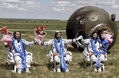 kina-astronauti-kineski-astronauti-beta-ap.jpg