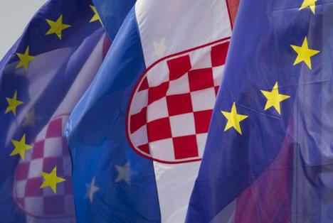 hrvatska-ulazak-eu-proslava-beta-ap.jpg