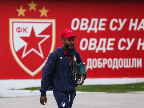 Nešto se dešava između Zvezde i Kange