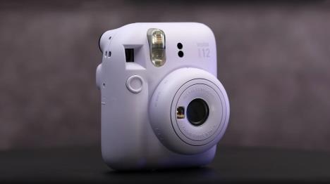 fujifilm-instax-mini-12-camera.jpg