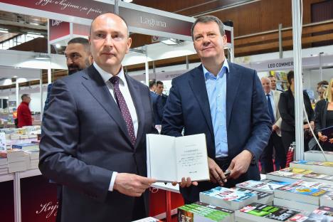 otvaranjesajmaknjiga21.jpg