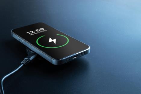 Punjenje shutterstock-fast-charge-1.jpg