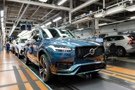 325574-volvo-cars-last-diesel-car-rolls-off-the-production-line.jpg