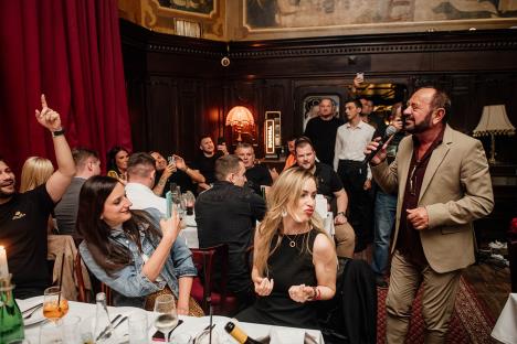 Mile Kitić diže sve na noge u kafani