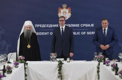 20240517-15-39-53aleksandar-vucic---sa-patrijarhom-srpskim--patrijarh-porfirije-svetim-arhijerej.jpg