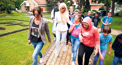 jelena-karleusa-dom-veternik.jpg