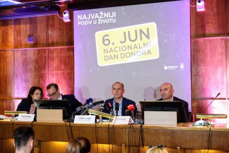 konferencija-za-novinare-povodom-nacionalnog-dana-donora.jpg