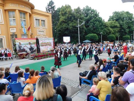 loznica--zadovoljna-publika-1.jpg