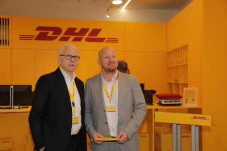 john-cornish-ceo-dhl-za-centralnu-evropu-i-fionn-herriott-direktor-dhl-express-srbija.jpg