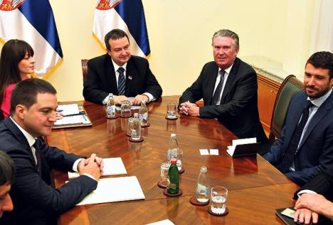 ivica-dacic-pol-dzadz.jpg