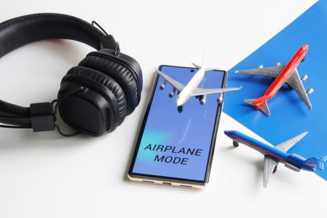 shutterstock-airplane-mode-2.jpg