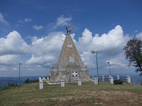 loznica--zajednicka-spomenkosturnica-na-gucevu.jpg