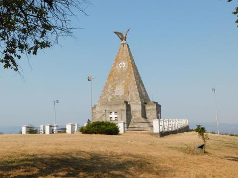 banja-koviljaca--spomen-kosturnica-na-gucevu.jpg