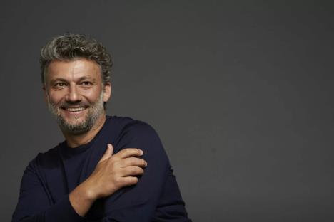 Jonas Kaufmann, foto Gregor Hohenberg.jpg