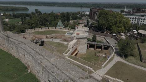 Beogradska tvrđava 1.jpg