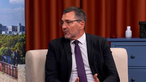 Sequence 01.00_13_52_21.Still004.jpg