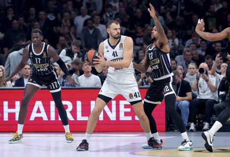 partizan-virtus-63306.JPG