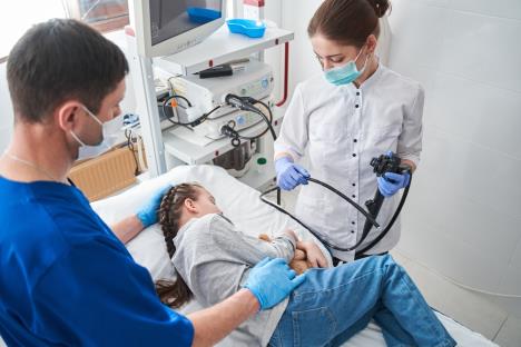 gastroskopija shutterstock_2146620103.jpg