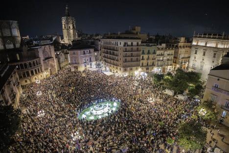 x03 EPA Biel Alino Valensija ProtestBIEL ALINO.jpg