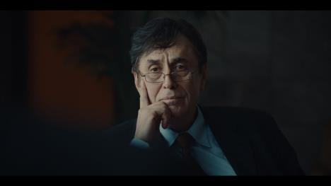 Predrag Bjelac kao Vojislav Koštunica