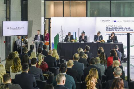 Konferencija za medije Intesa Sanpaolo, Banca Intesa i EIB Global.jpg