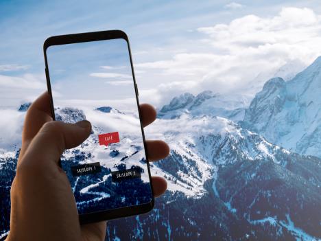 shutterstock_mobilni telefon (2).jpg
