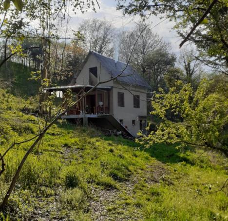 vikendica na Fruškoj gori