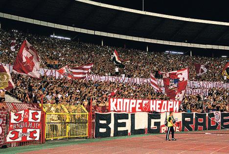 filip-kasalica-nejc-pecnik-crvena-zvezda-navijaci.jpg