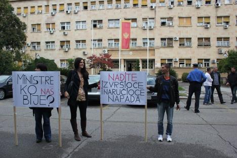 protest-novinara-u-podgorici.jpg